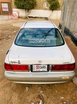 تۆیۆتا کراون